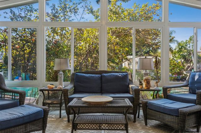 4928 W SAN RAFAEL STREET, Tampa, FL 33629