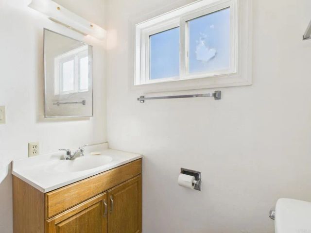 2222 Debco Drive, Lemon Grove, CA 91945