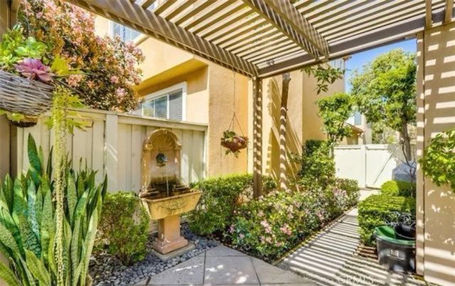 24 Del Trevi, Irvine, CA 92606