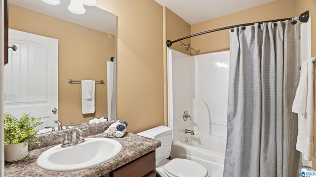 6846 OAKLAWN LANE, Mccalla, AL 35111