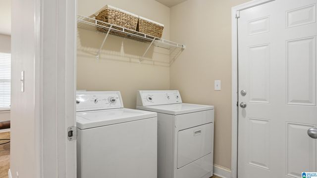 6846 OAKLAWN LANE, Mccalla, AL 35111