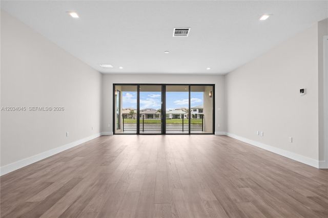 9523 Royal Woods Mnr, Boca Raton, FL 33434