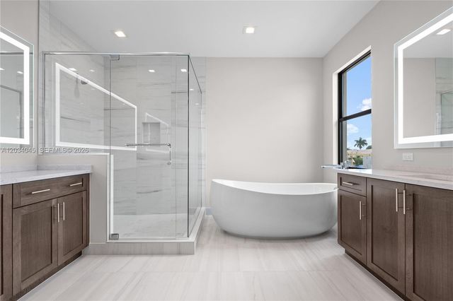 9523 Royal Woods Mnr, Boca Raton, FL 33434