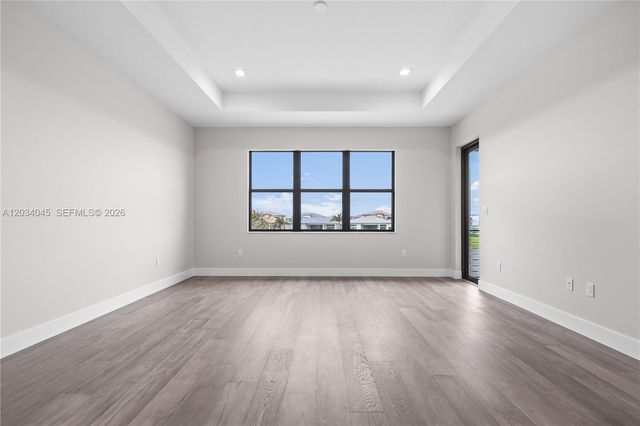 9523 Royal Woods Mnr, Boca Raton, FL 33434