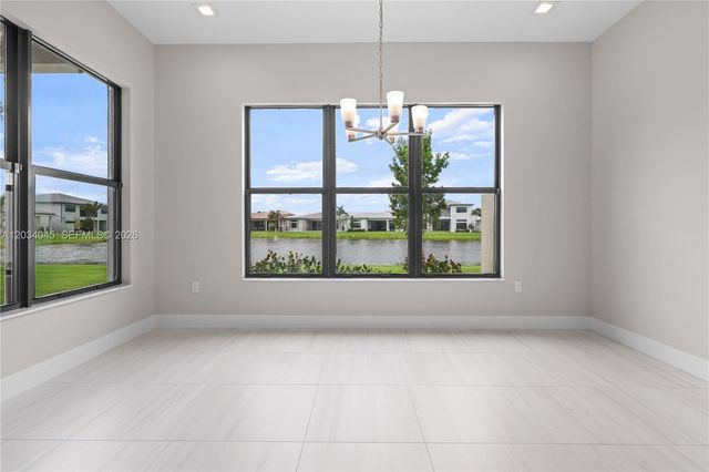 9523 Royal Woods Mnr, Boca Raton, FL 33434