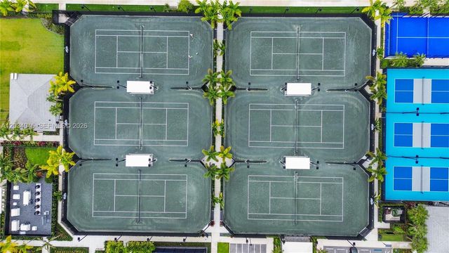9523 Royal Woods Mnr, Boca Raton, FL 33434