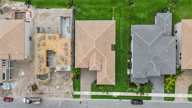 9523 Royal Woods Mnr, Boca Raton, FL 33434