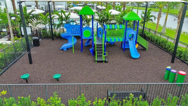 9523 Royal Woods Mnr, Boca Raton, FL 33434