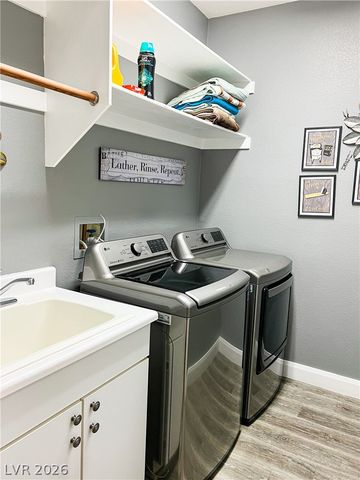 2012 Scarlet Rose Drive, Las Vegas, NV 89134