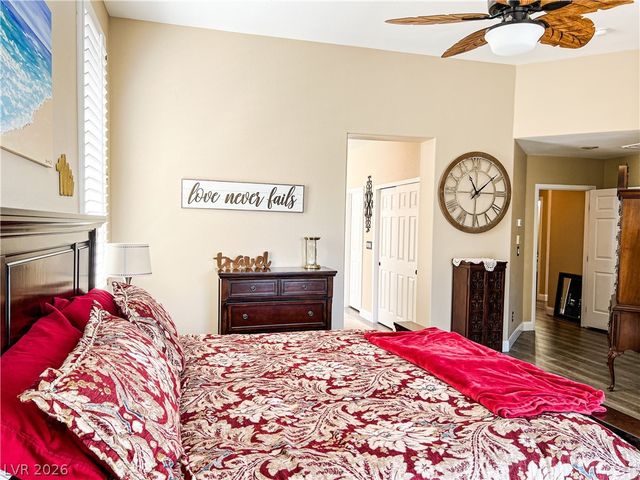 2012 Scarlet Rose Drive, Las Vegas, NV 89134