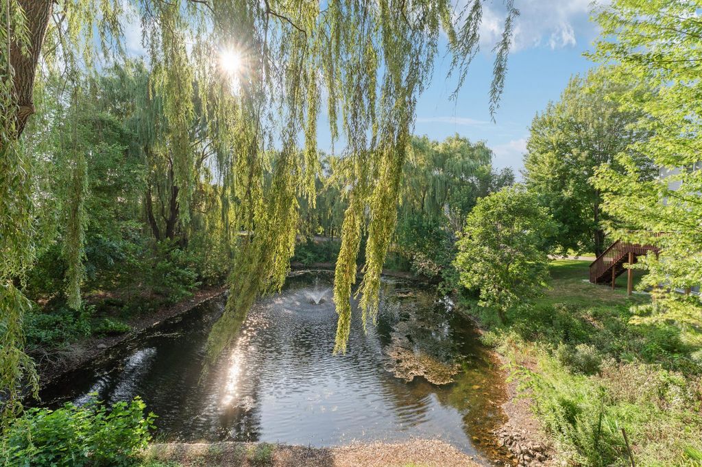 1517 Deerwood Bend, Eagan, MN 55122 — exterior