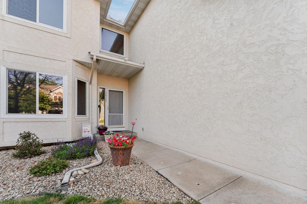 1517 Deerwood Bend, Eagan, MN 55122 — photo 4