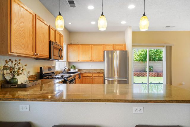 7564 CRICKET HILL Drive NE, Albuquerque, NM 87113