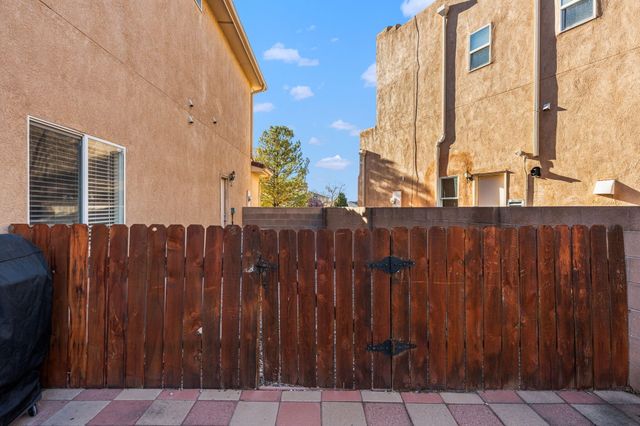 7564 CRICKET HILL Drive NE, Albuquerque, NM 87113