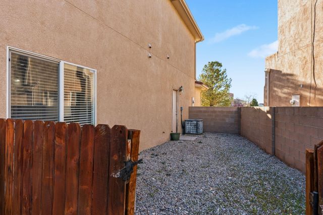 7564 CRICKET HILL Drive NE, Albuquerque, NM 87113