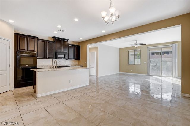 12407 Mosticone Way, Las Vegas, NV 89141