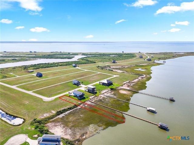 3004 Palm Coast Lane, Palacios, TX 77465