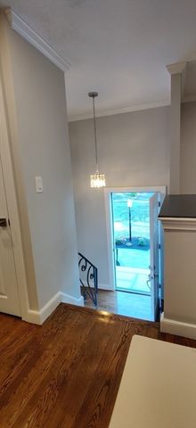 15 Sunset Dr, Randolph, MA 02368