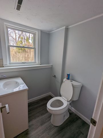 15 Sunset Dr, Randolph, MA 02368