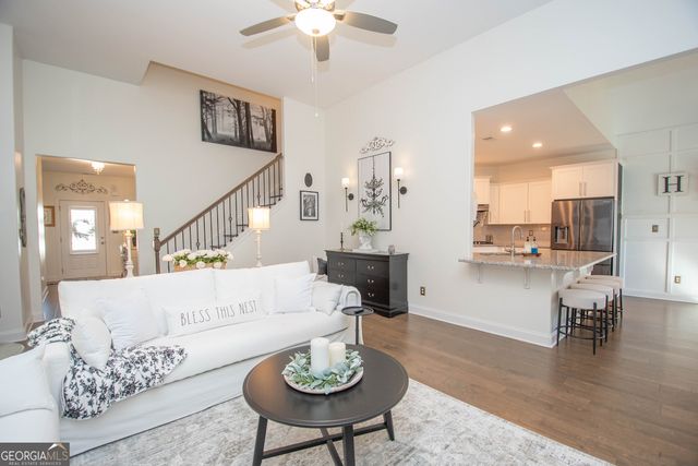 6 Delaware Way, Newnan, GA 30265