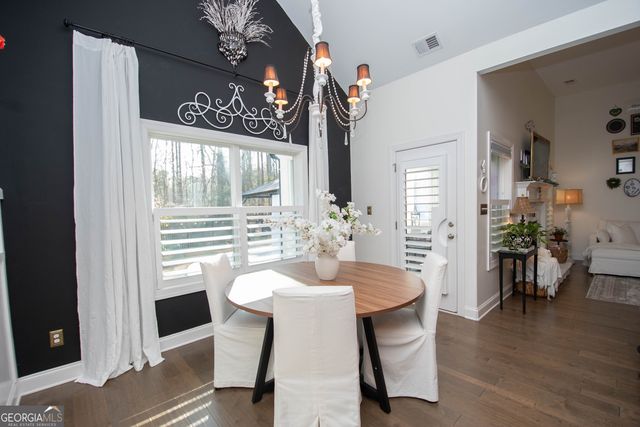 6 Delaware Way, Newnan, GA 30265