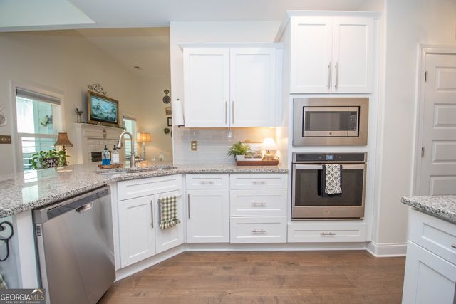 6 Delaware Way, Newnan, GA 30265