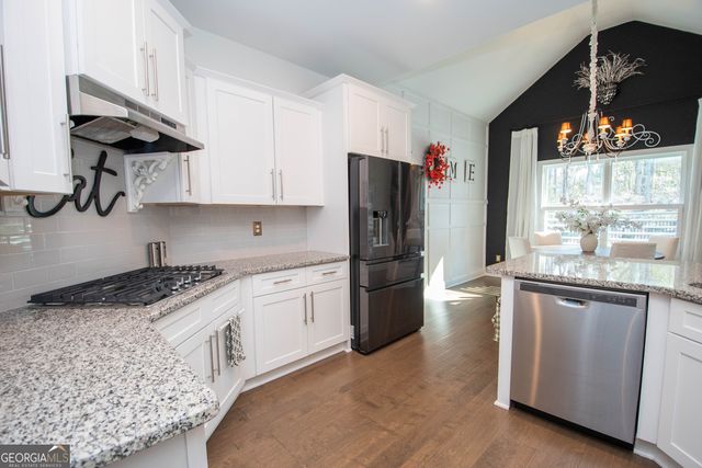 6 Delaware Way, Newnan, GA 30265