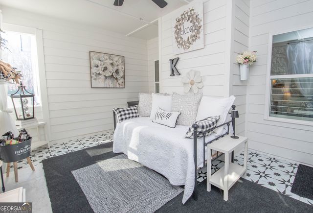 6 Delaware Way, Newnan, GA 30265