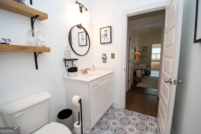 6 Delaware Way, Newnan, GA 30265