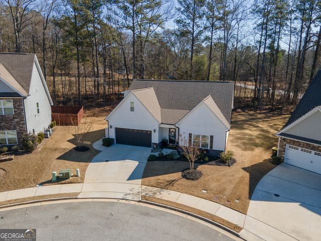 6 Delaware Way, Newnan, GA 30265