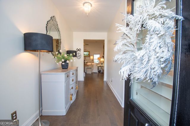 6 Delaware Way, Newnan, GA 30265