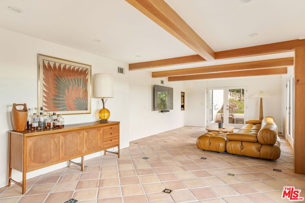 Image 26 of property listing at 20155 Observation Drive, Topanga, CA 90290