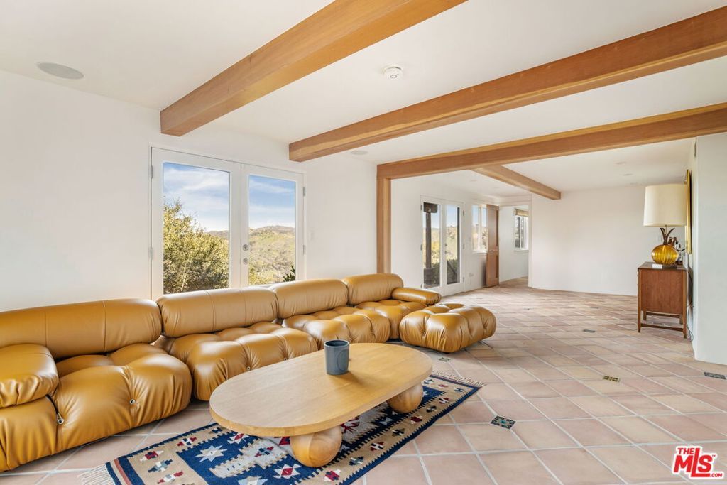 Image 27 of property listing at 20155 Observation Drive, Topanga, CA 90290