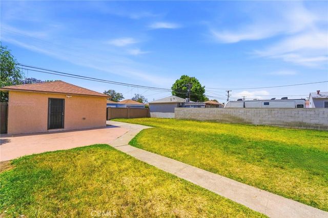13339 Crocker, Los Angeles, CA 90061