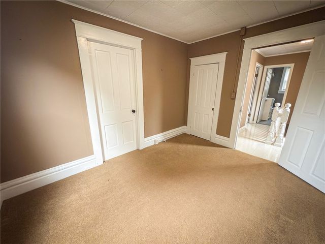 126 W Boyd Ave, City Of But Se, PA 16001