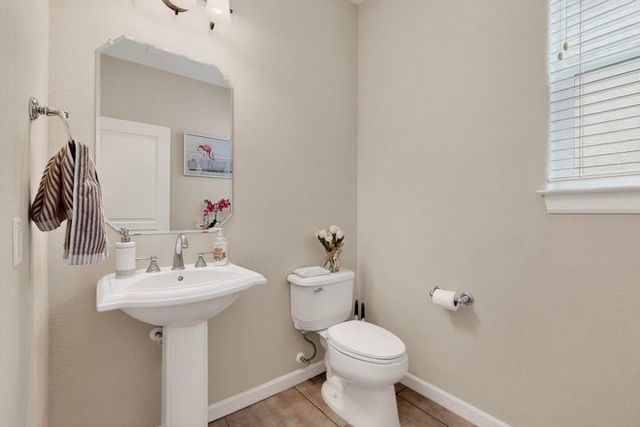 24 Los Balcones, Rio Rancho, NM 87124