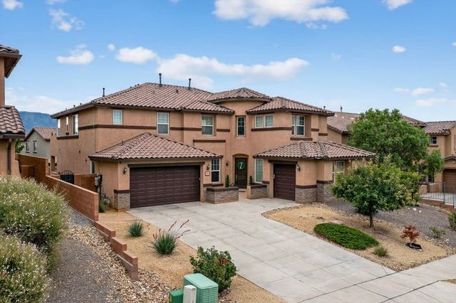 24 Los Balcones, Rio Rancho, NM 87124