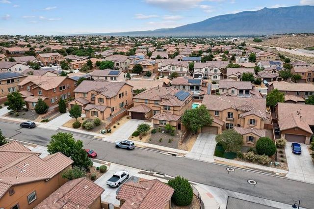 24 Los Balcones, Rio Rancho, NM 87124