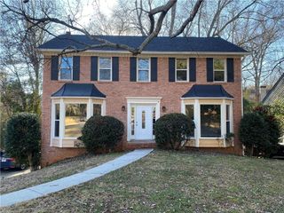 105 Floss flower Court, Roswell, GA 30076