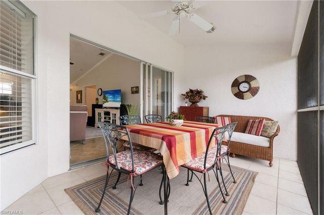 359 Dover PL E204, Naples, FL 34104