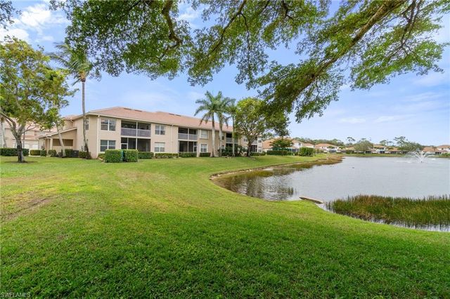 359 Dover PL E204, Naples, FL 34104