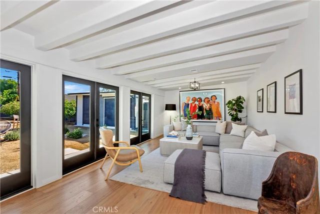 1506 N Niagara Street, Burbank, CA 91505