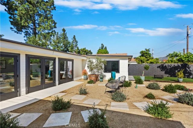 1506 N Niagara Street, Burbank, CA 91505