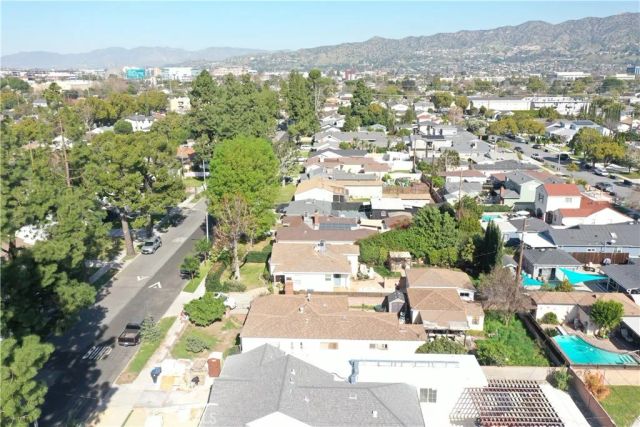 1506 N Niagara Street, Burbank, CA 91505