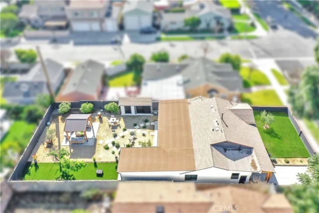 1506 N Niagara Street, Burbank, CA 91505