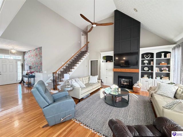 509 Maple Crest Way, Elizabethtown, KY 42701