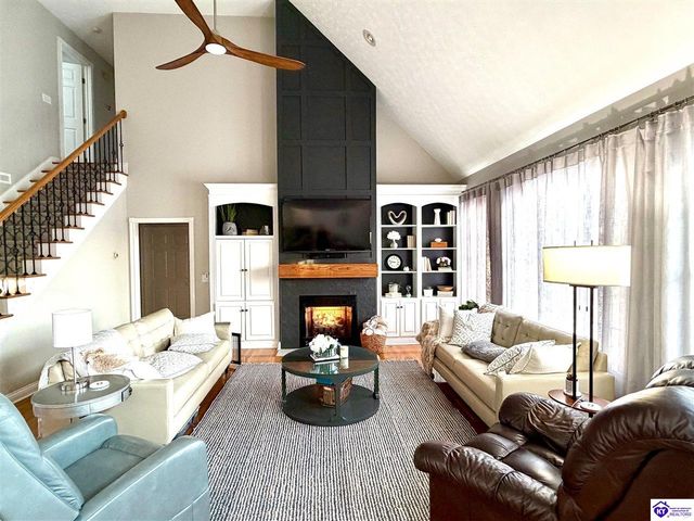 509 Maple Crest Way, Elizabethtown, KY 42701