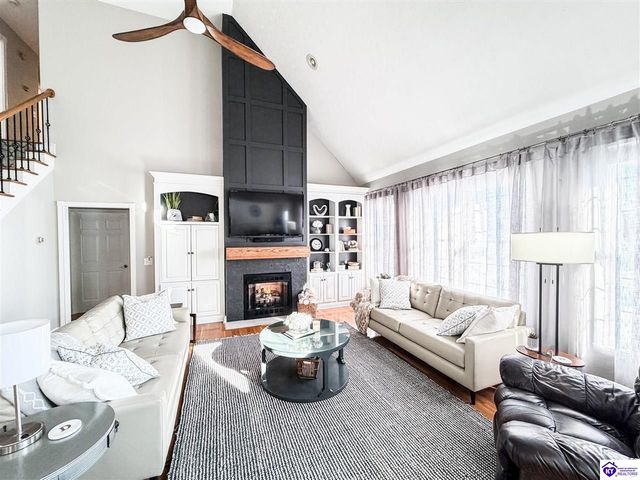 509 Maple Crest Way, Elizabethtown, KY 42701