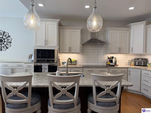 509 Maple Crest Way, Elizabethtown, KY 42701