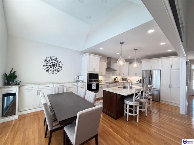 509 Maple Crest Way, Elizabethtown, KY 42701